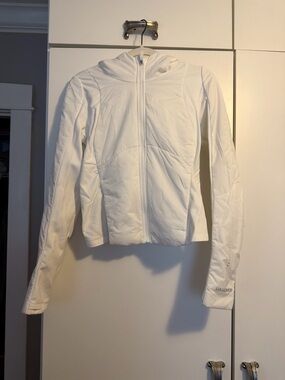 Lululemon White Women's Top - Size 8